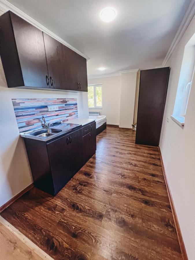 Apartaments Tsaghkadzor Hrazdan Eksteriør billede